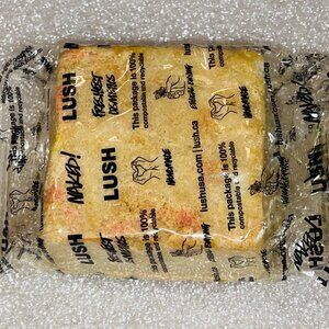 Lush salt and peppermint bark Body Scrub Holiday Christmas item Exfoliator